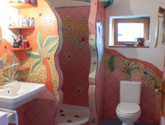 Mozaiková koupelna sousedící s vzorkovnou 1